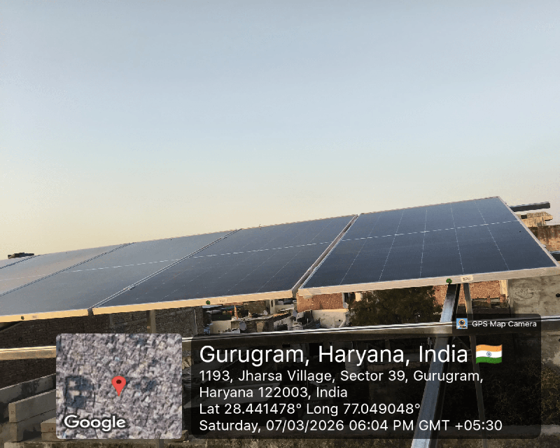 Certified Voltmen Solar technicians assembling solar mounting rails on home roof in Gurgaon