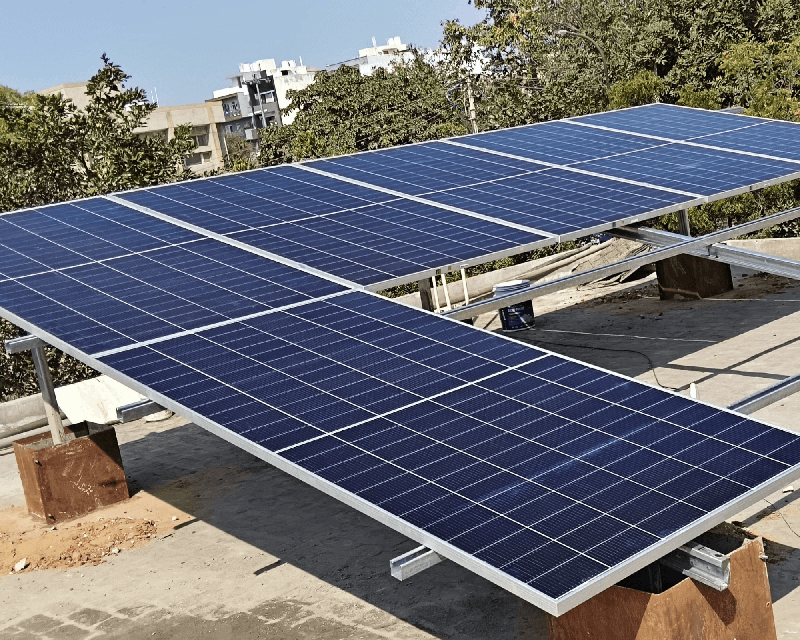 3kW rooftop solar inverter and surge protection device setup