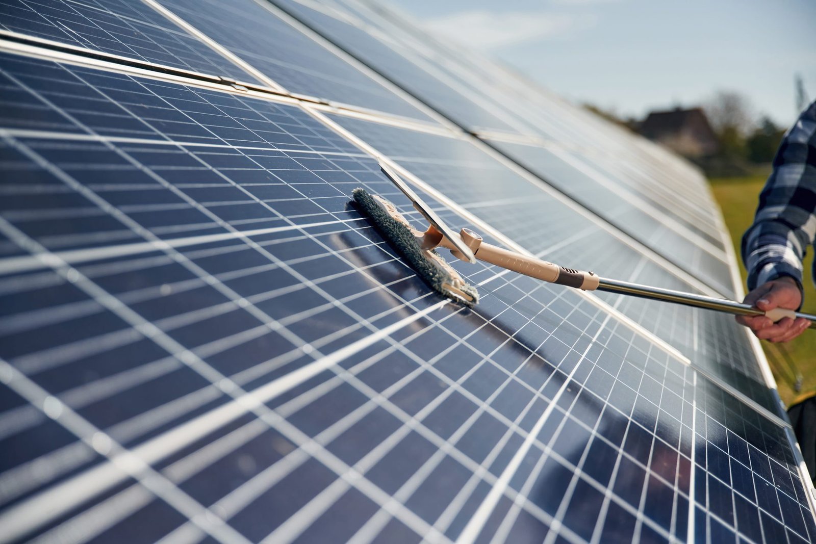 Maintenance & Cleaning service provided by Voltmen Solar: Expert care for your solar system